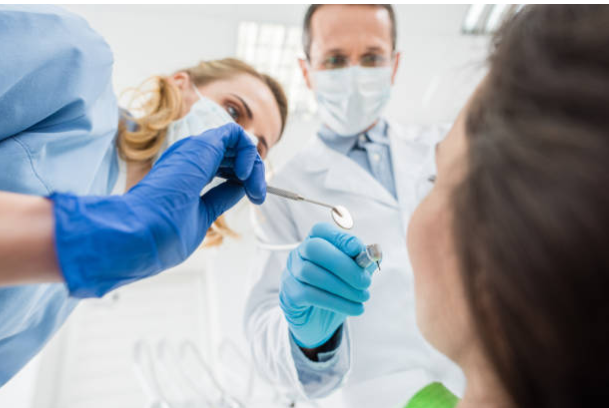 equipo anestesiólogos dental
